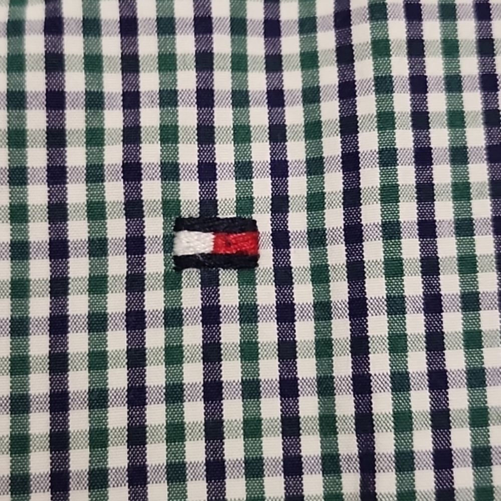 SOLD/ NOT AVAILABLE Tommy Hilfiger Men button casual, black, green - Picture 3 of 8